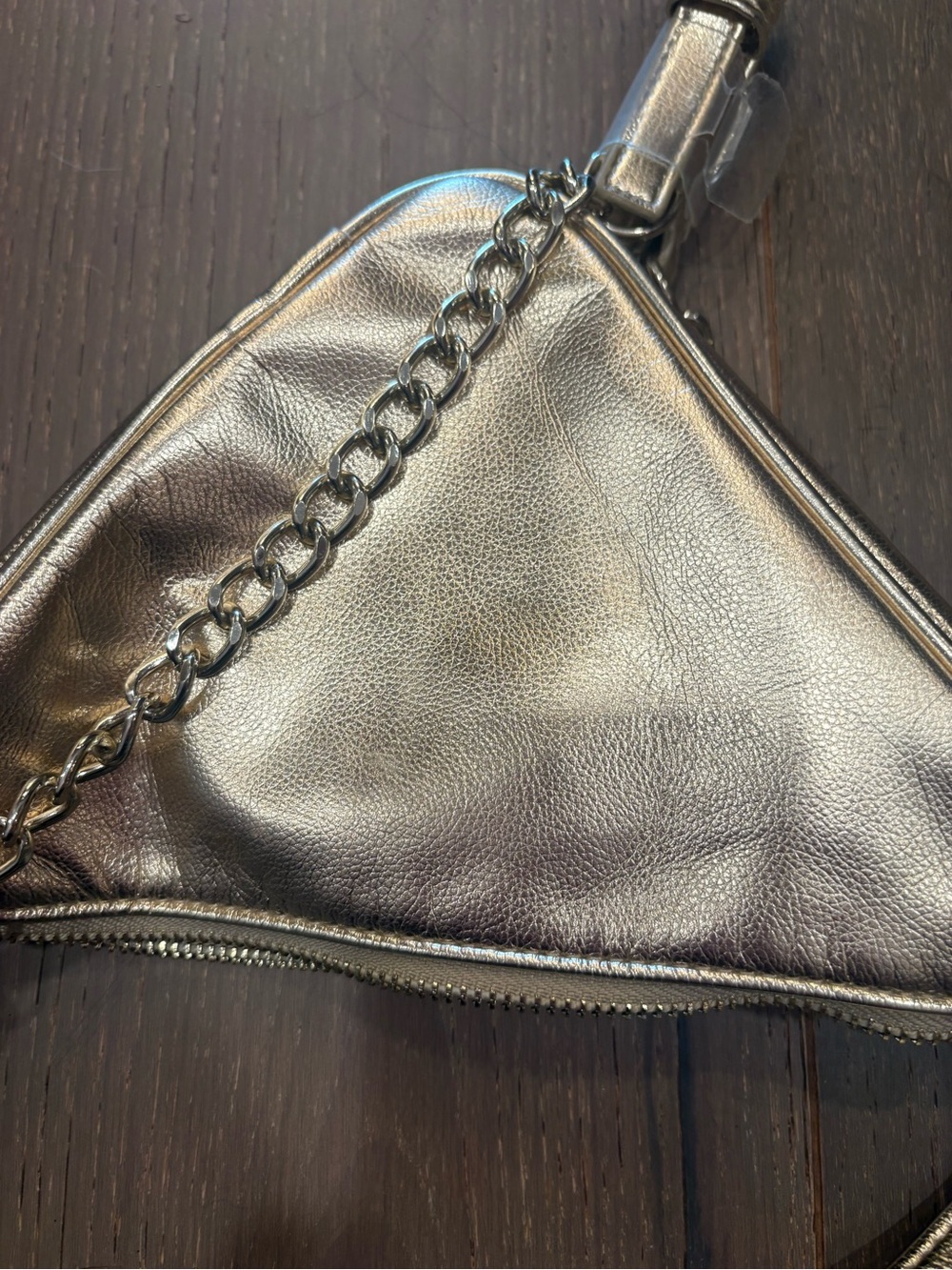 Wild Fable $15 NWOT Metallic Gold Triangle Crossbody Bag - Picture 6 of 9